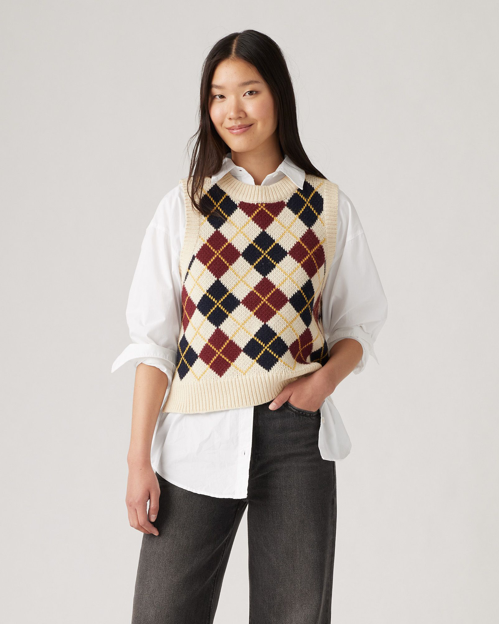 Collegiate Argyle Jumper In White Swan