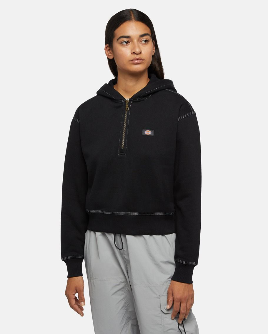 Oakport 1/4 Zip Hoodie In Black