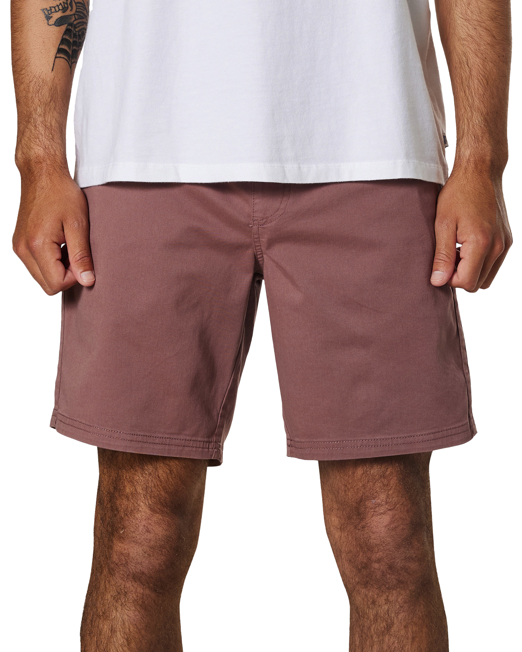 Patio Walkshorts In Dark Clay