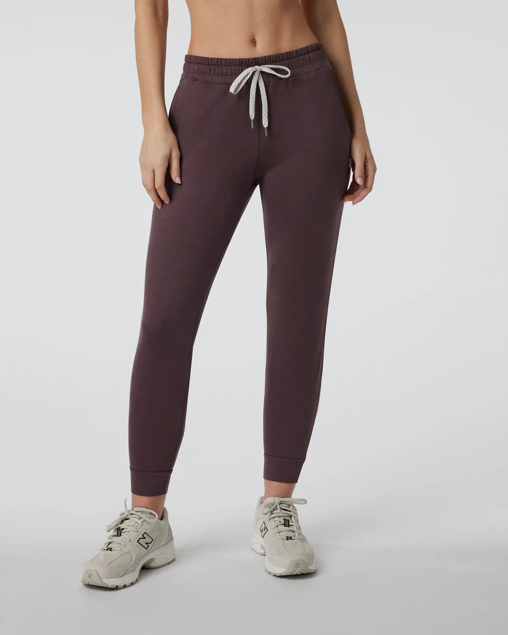 Performance Joggers In Elderberry Heather