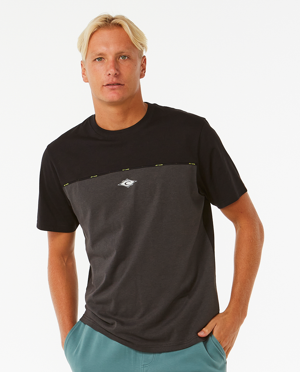 Vaporcool Medina Seacell T-shirt In Black